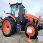 Kubota tractor - Image 3